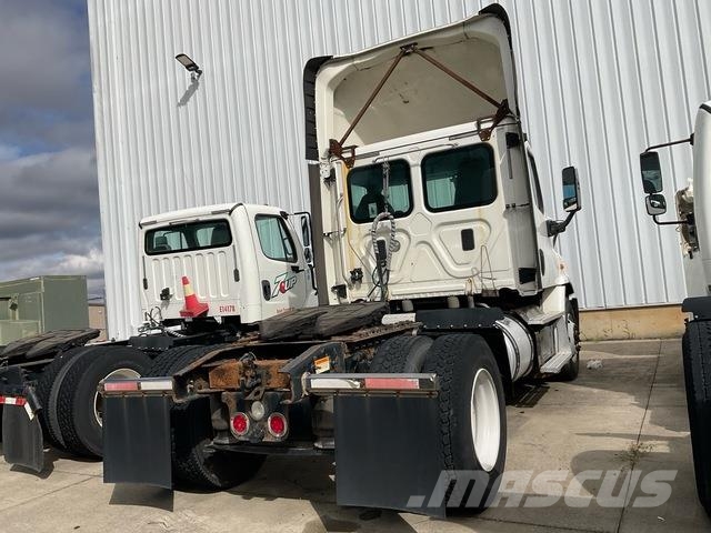 Freightliner Cascadia 113 Vlačilci