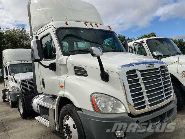 Freightliner Cascadia 113 Vlačilci