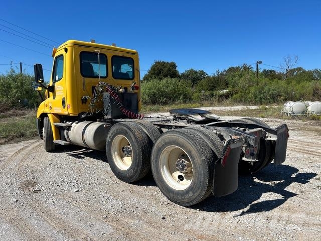 Freightliner Cascadia 113 Trekkers