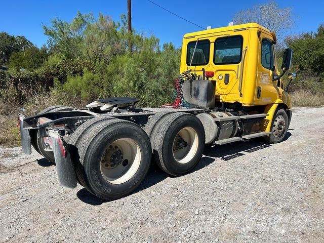 Freightliner Cascadia 113 Trekkers