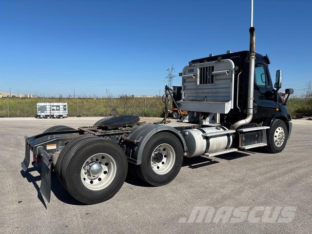 Freightliner Cascadia 113 Vlačilci