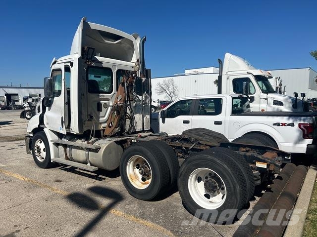 Freightliner Cascadia 113 Sattelzugmaschinen