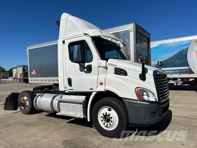 Freightliner Cascadia 113 Sattelzugmaschinen