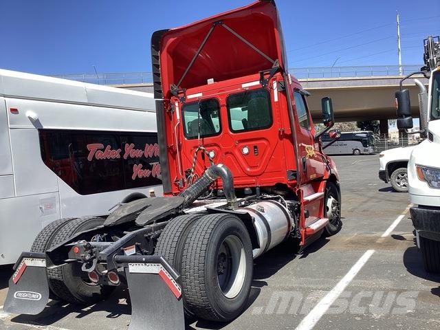 Freightliner Cascadia 116 Tegljači