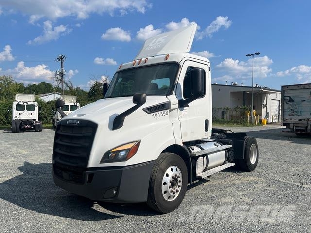 Freightliner Cascadia 116 Vetopöytäautot