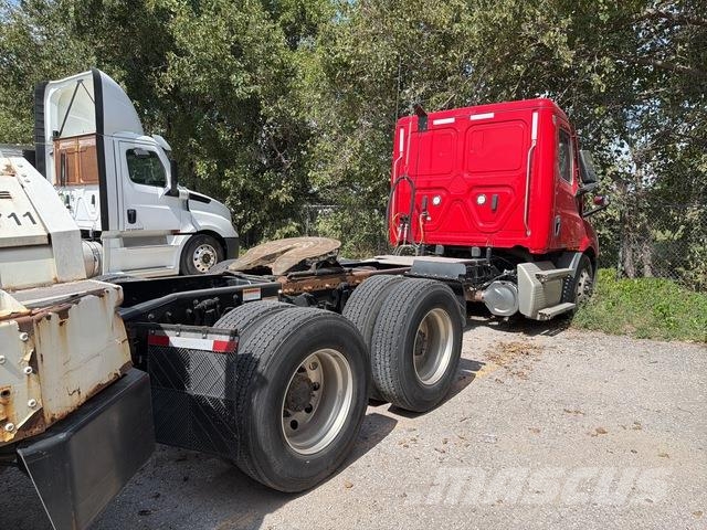 Freightliner Cascadia 116 Tegljači