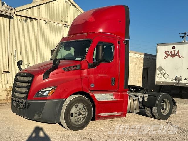 Freightliner Cascadia 116 وحدات الجر