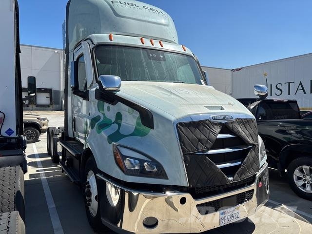 Freightliner Cascadia 116 Тягачі