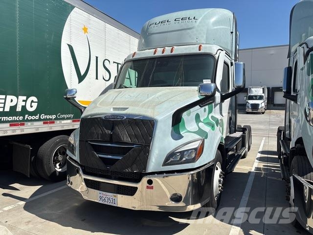 Freightliner Cascadia 116 Тягачі