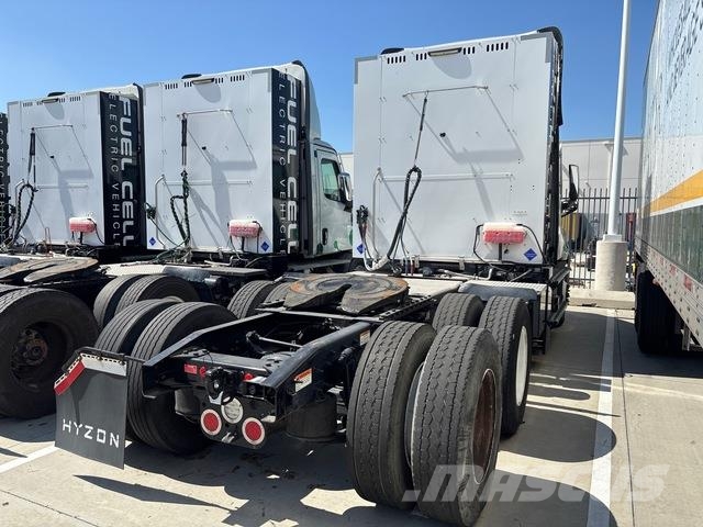 Freightliner Cascadia 116 Тягачі