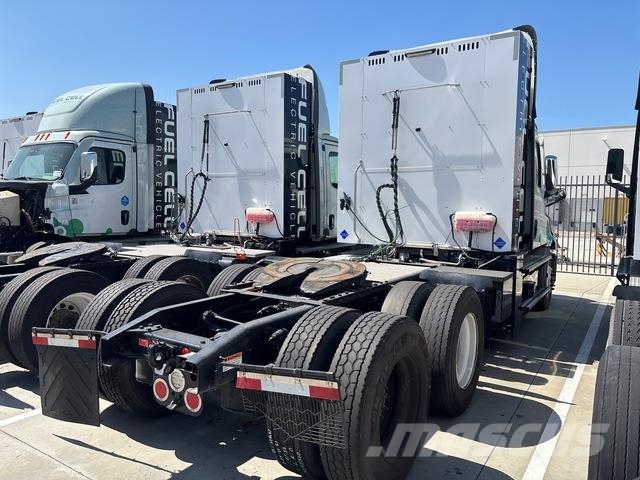 Freightliner Cascadia 116 Тягачі