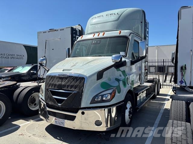 Freightliner Cascadia 116 Тягачі