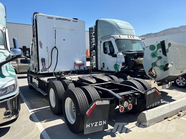 Freightliner Cascadia 116 Тягачі