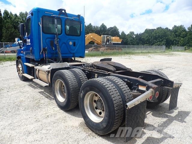Freightliner Cascadia 125 Tegljači