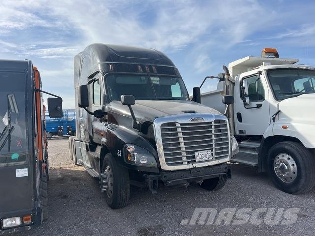Freightliner Cascadia 125 Sadulveokid