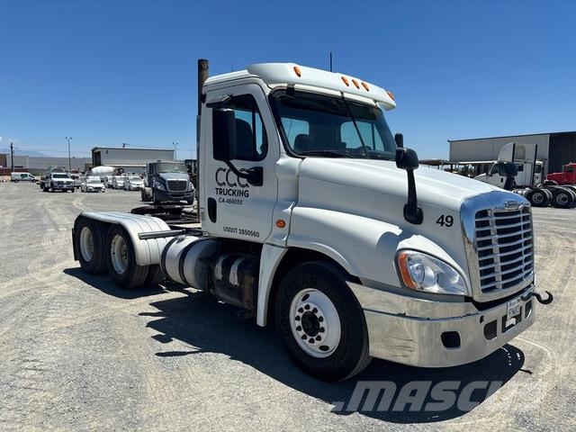 Freightliner Cascadia 125 Tractor Units