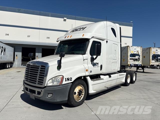 Freightliner Cascadia 125 Vlačilci