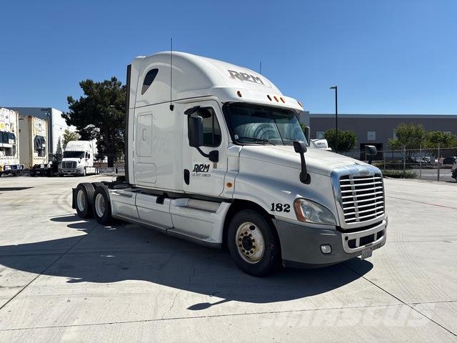 Freightliner Cascadia 125 Vlačilci