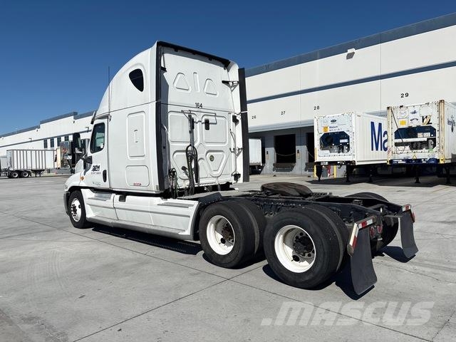 Freightliner Cascadia 125 Tracteur routier