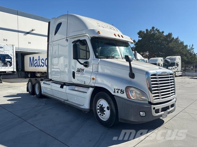 Freightliner Cascadia 125 Vlačilci