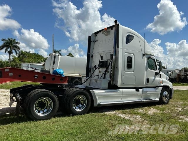Freightliner Cascadia 125 Sattelzugmaschinen