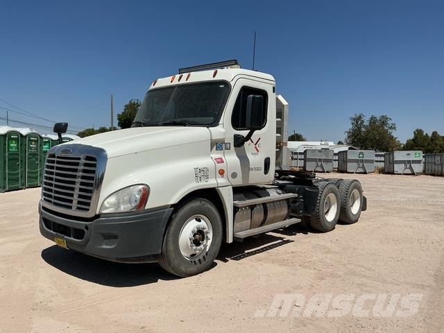 Freightliner Cascadia 125 Tractor Units