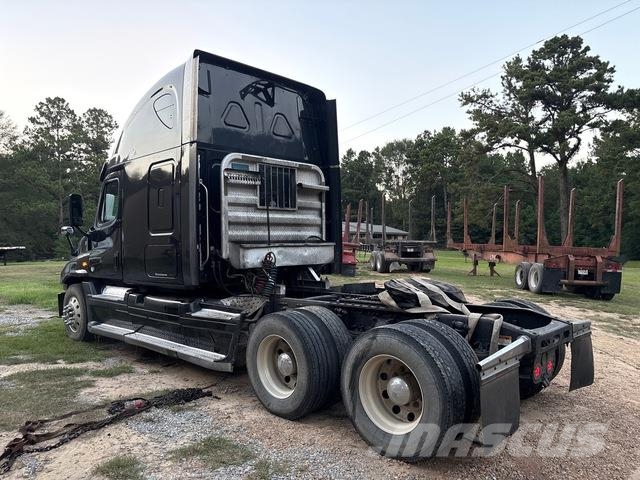Freightliner Cascadia 125 Τράκτορες
