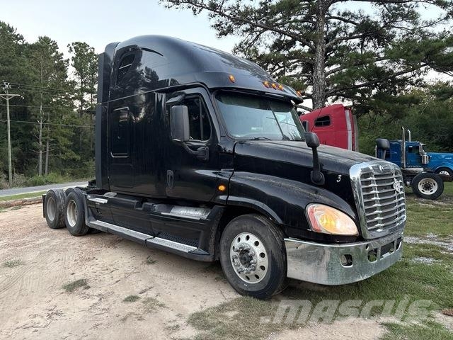 Freightliner Cascadia 125 Τράκτορες