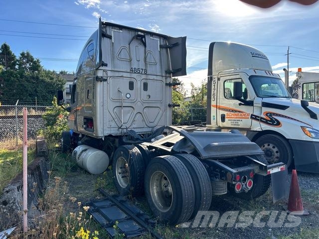 Freightliner Cascadia 125 Sattelzugmaschinen