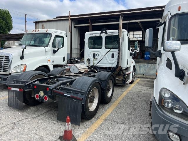 Freightliner Cascadia 125 Tracteur routier