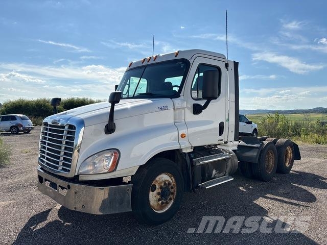 Freightliner Cascadia 125 Tractor Units