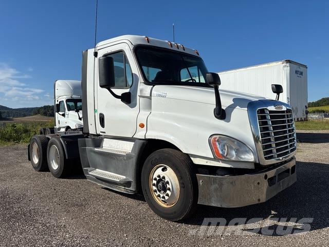 Freightliner Cascadia 125 Tractor Units