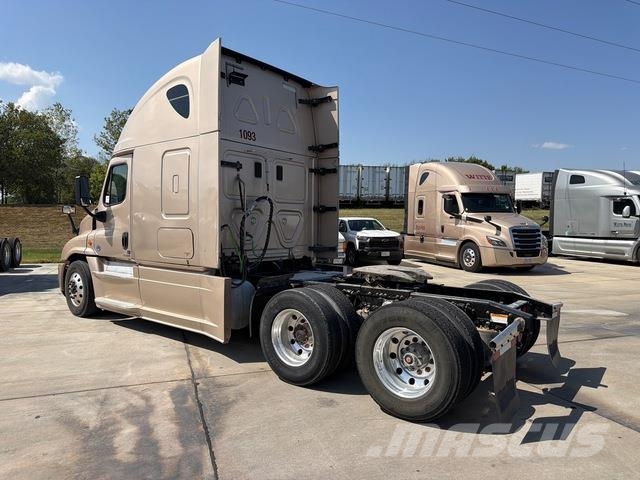 Freightliner Cascadia 125 Tegljači