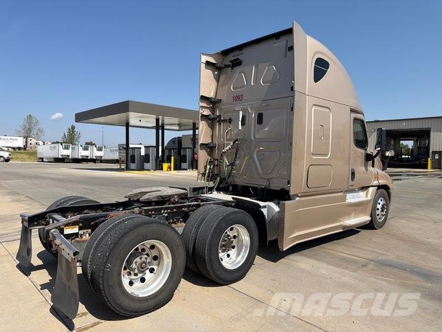 Freightliner Cascadia 125 Tegljači