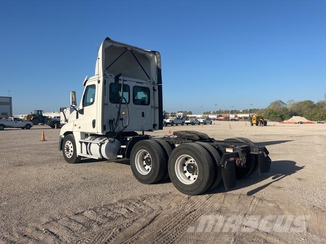 Freightliner Cascadia 125 Tracteur routier