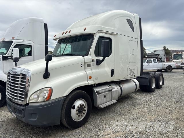 Freightliner Cascadia 125 Prime Movers