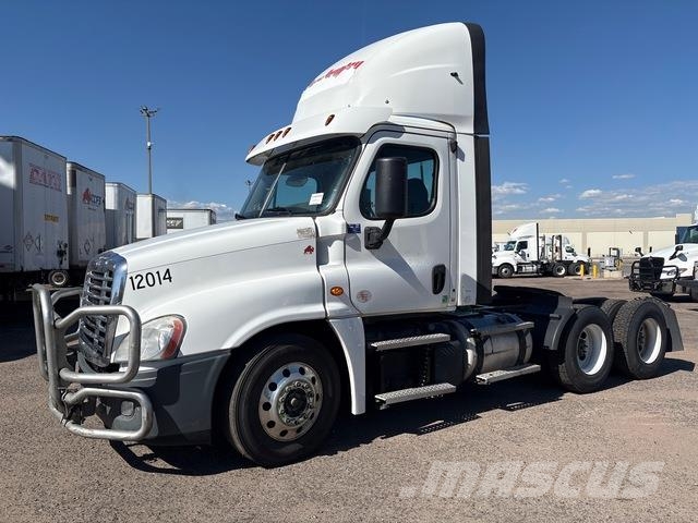 Freightliner Cascadia 125 Vilcēji