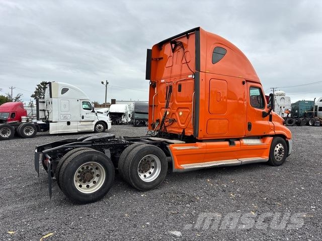 Freightliner Cascadia 125 Sattelzugmaschinen