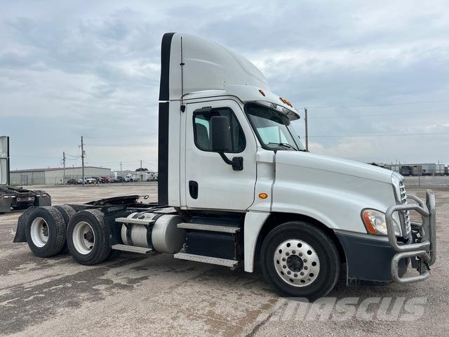 Freightliner Cascadia 125 Tegljači