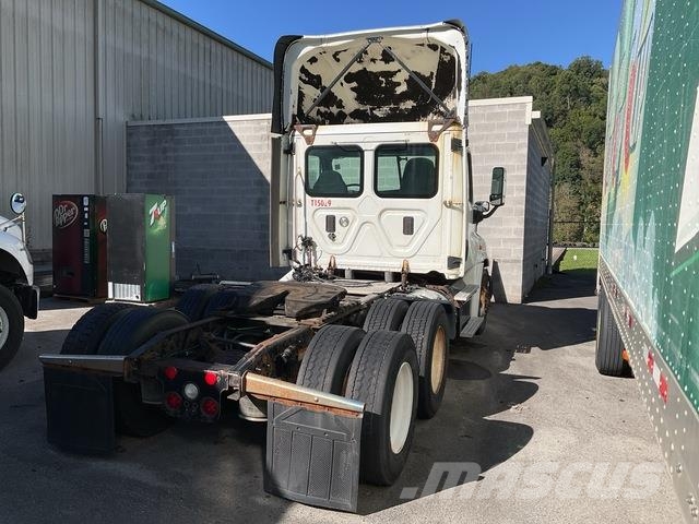 Freightliner Cascadia 125 Tahače