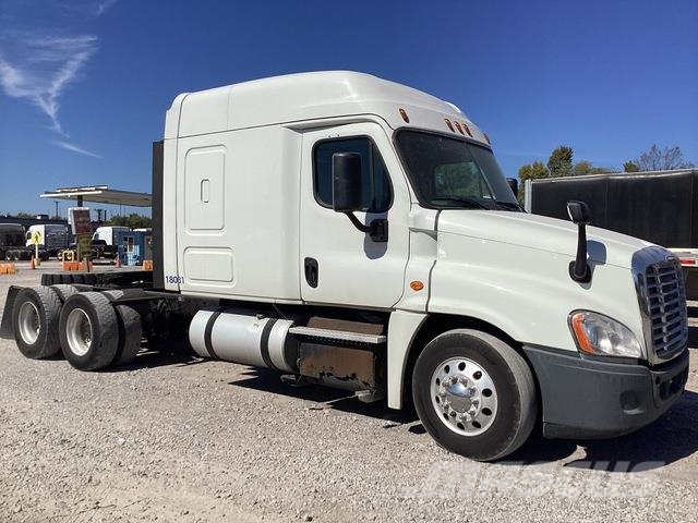 Freightliner Cascadia 125 Trekkers