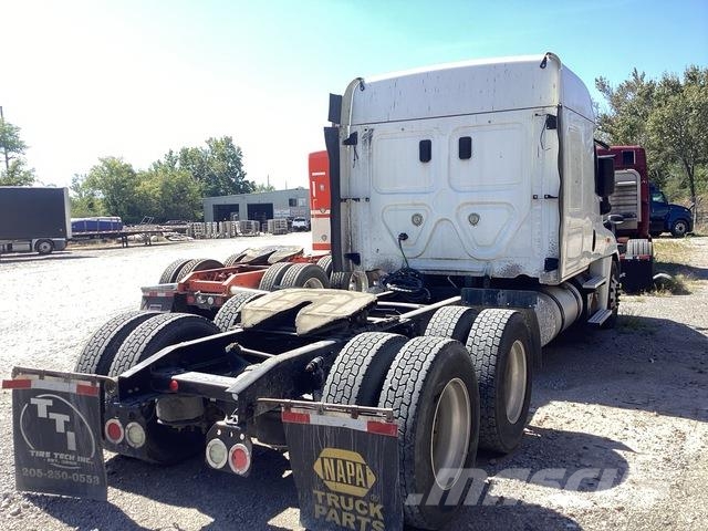Freightliner Cascadia 125 中古トラクターヘッド | トレーラーヘッド