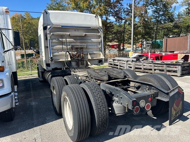 Freightliner Cascadia 125 Trekkers