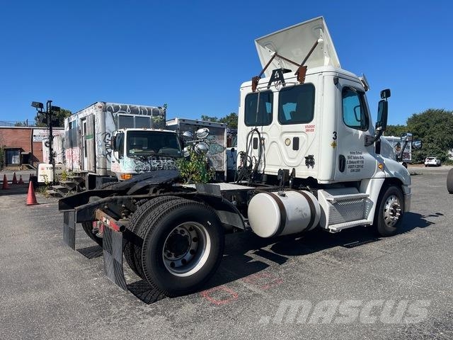 Freightliner Cascadia 125 Camiones tractor