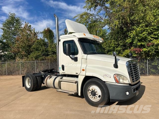 Freightliner Cascadia 125 وحدات الجر