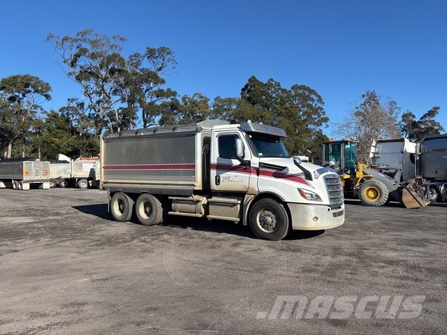 Freightliner Cascadia 126 Sora- ja kippiautot