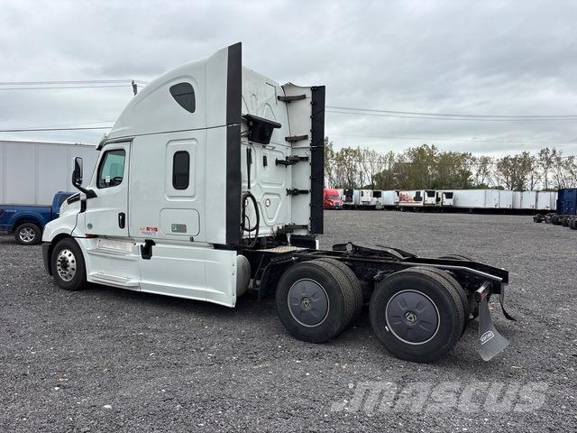Freightliner Cascadia 126 Tegljači