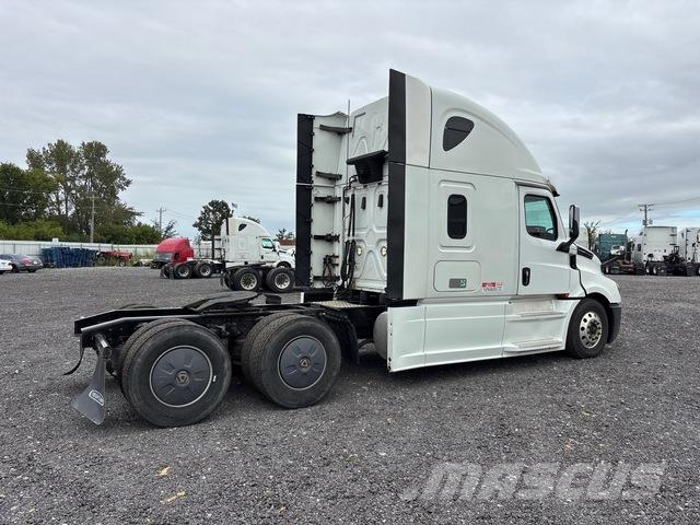 Freightliner Cascadia 126 Tegljači