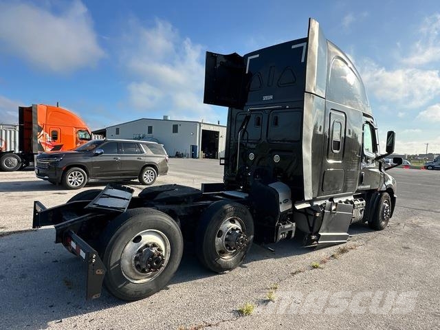 Freightliner Cascadia 126 Tractores (camiões)