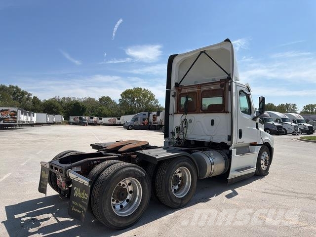 Freightliner Cascadia 126 Sattelzugmaschinen